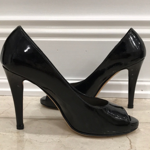 New black high heels - Picture 1 of 4